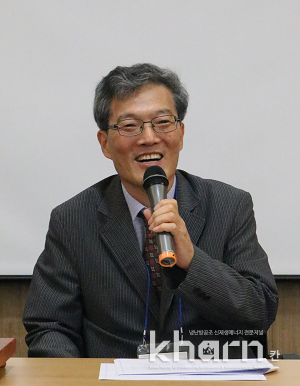 박종원 전 회장이 개회사를 진행하고 있다.