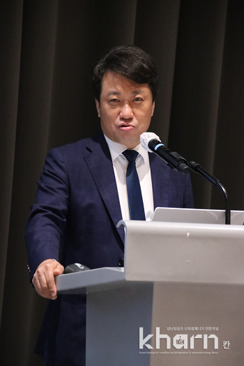 이왕준 명지의료재단 이사장.