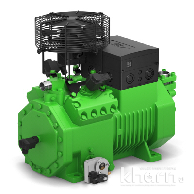 BITZER IQ MODUL CM-RC-02이 적용된 왕복동 압축기.