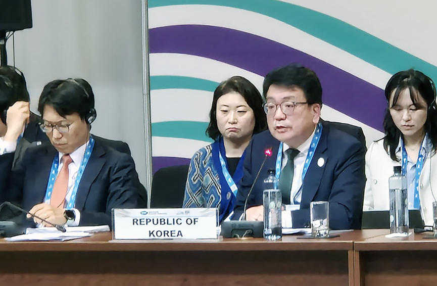 최남호 산업부 2차관이 '지속가능한 성장을 촉진하는 에너지접근의 중요성'을 주제로 발표하고 있다.