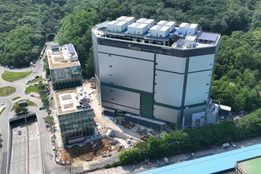 엠피리온 디지털 KR1 서울 강남센터 부감.