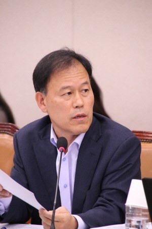 윤한홍 자유한국당 의원