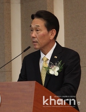 김용식 한국그린빌딩협의회 회장(인천대 부총장)