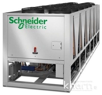 슈나이더 일렉트릭의 프리쿨링 냉동기(Free Cooling Chiller).